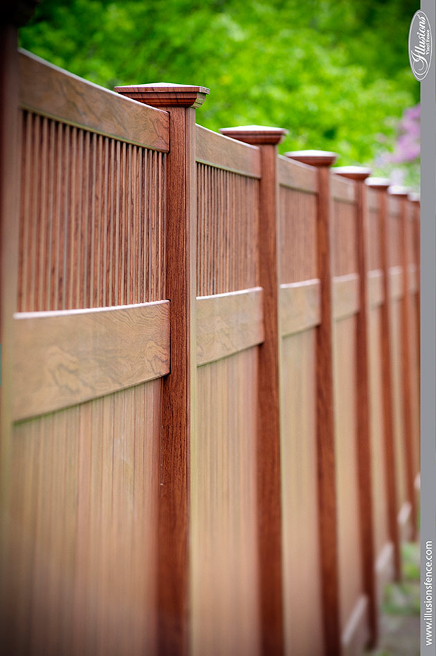 wood-grain-vinyl-pvc-privacy-fence-rosewood-4